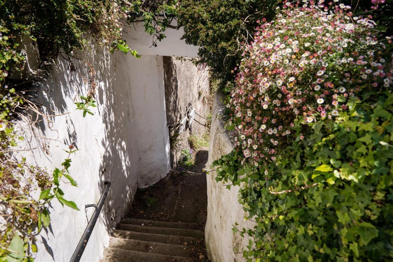 Gulls Rest - Charming Cottage In The Heart Of Historic 达特茅斯 外观 照片